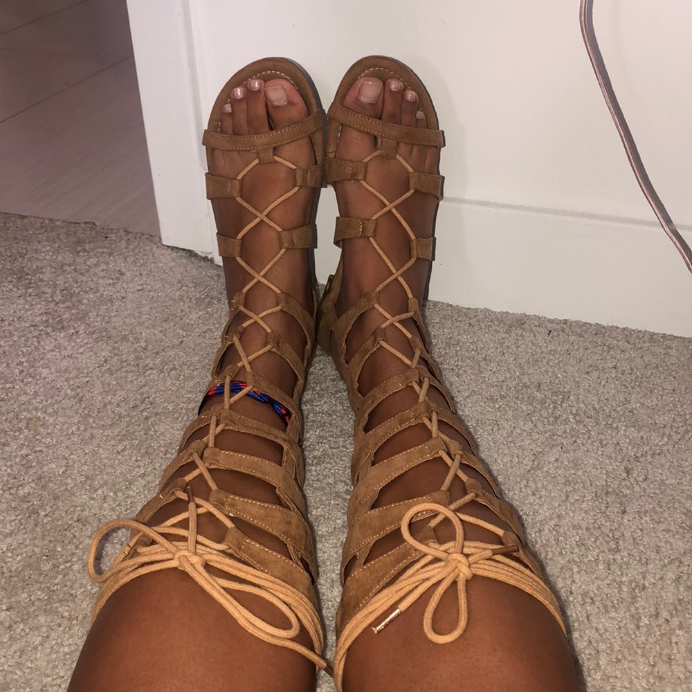 High Gladiador Sandals